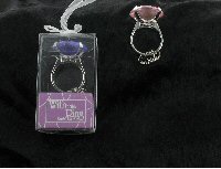 Art.nr: 410328 - RING SLEUTELHANGER IN GIFTBOX (6st.)
