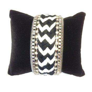 ARMBAND ZWART WIT (1st)