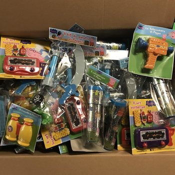 ***SPOTGOEDKOOP*** PEPPA PIG - SCHATKIST LICENTIE NAVULLING, Mix Peppa Pig Speelgoed (100st.)