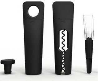 MENU BLADE - WIJNSET KURKENTREKKER TWIST + VACUUM POMP + DECANTEERDER (1st.)