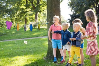 BS BUITENSPEEL &ndash; HOUTEN DIERENBILLEN WERPSPEL (2st.)