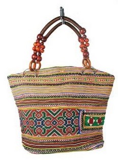 B-FAIR TAS BEADS BRUIN (1st)